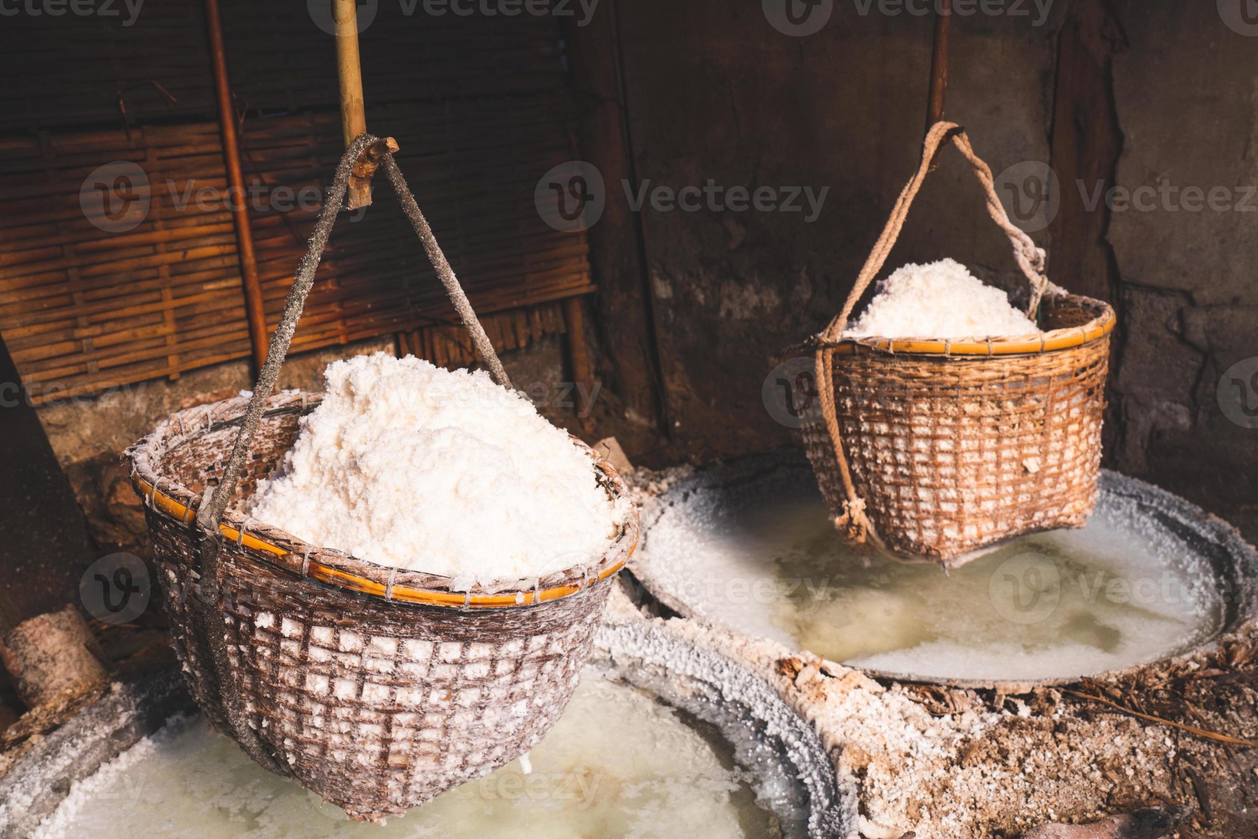 Salt for Industrial Processing: How Rock Salt Crystals Serve as a Vital Raw Material