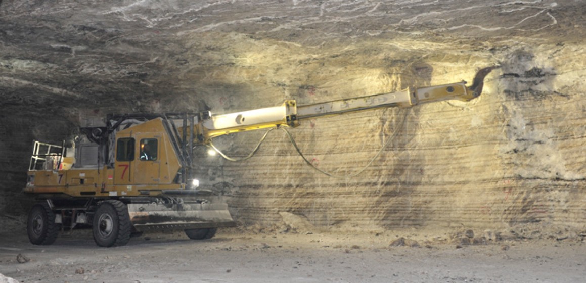 Industrial Sodium Chloride: Why Purity is the Secret to High-Quality Paper Production