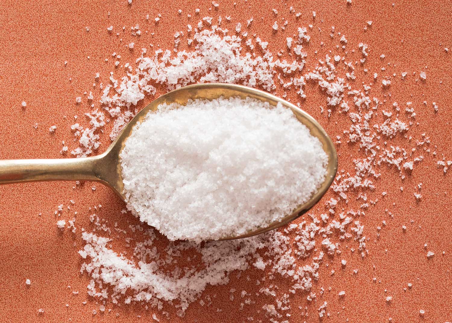Industrial Salt for Textile Dyeing: The Essential Catalyst in Large-Scale Production