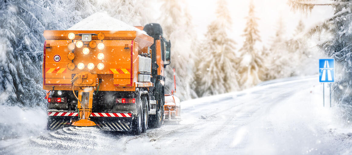 Coarse Bulk DeIcing Salt: The Heavyweight Solution for Severe Winter Snow 3 Coarse Bulk DeIcing Salt: The Heavyweight Solution for Severe Winter Snow