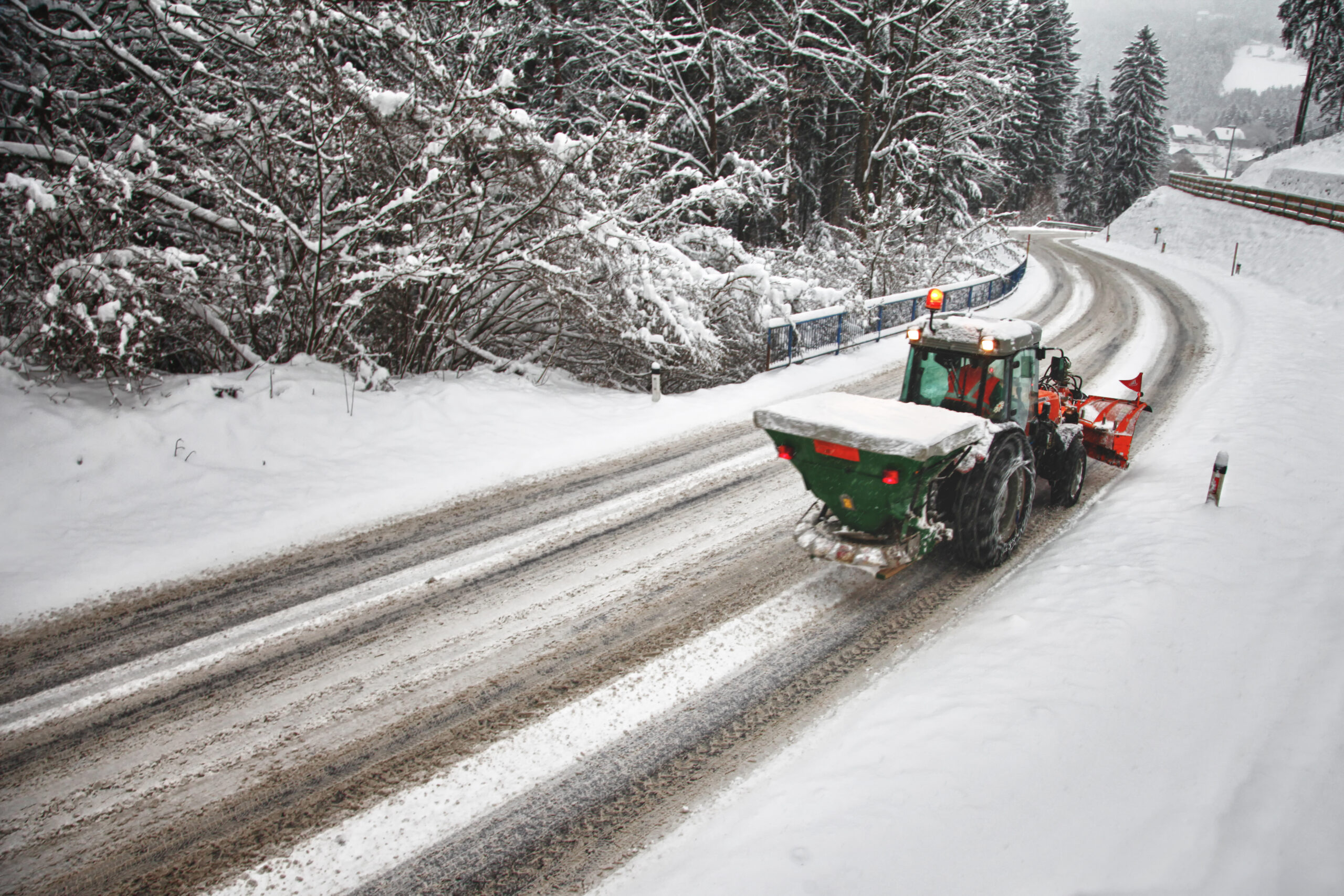 Municipal road salt optimization: The Strategic Blueprint for Smarter Winter Maintenance 1 Municipal road salt optimization: The Strategic Blueprint for Smarter Winter Maintenance